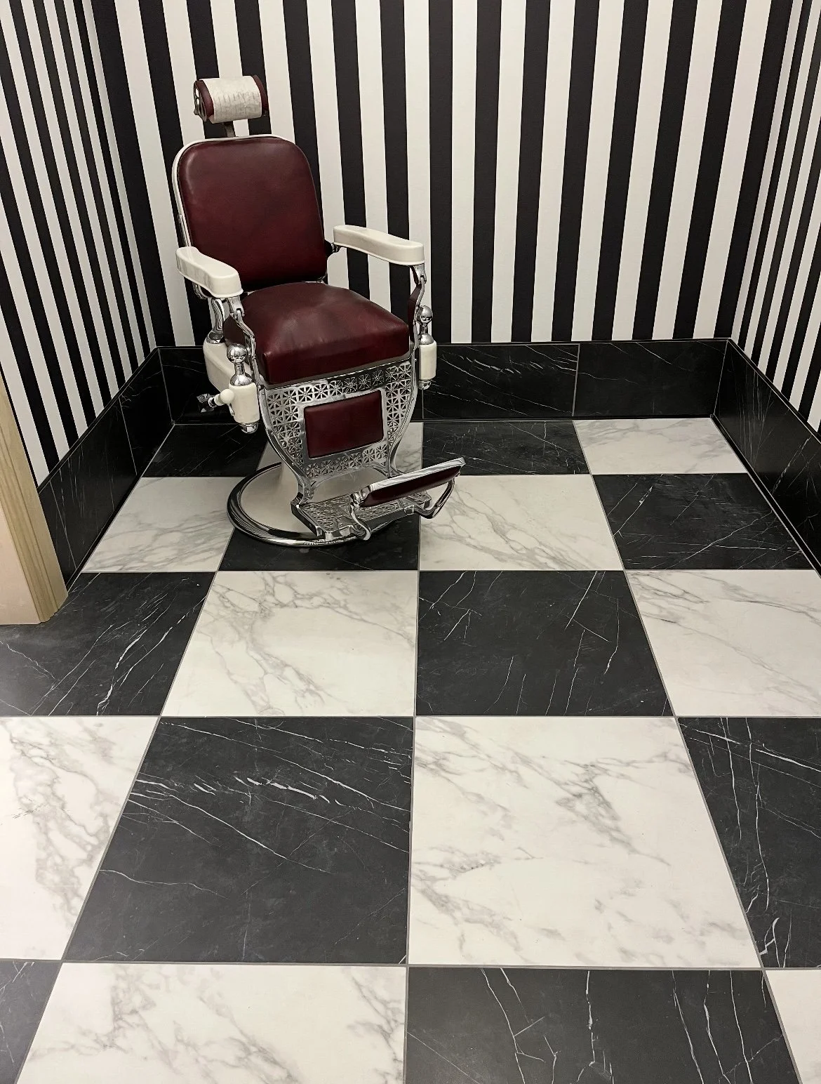 Jeff Ruby's Cincinnati - tile work by Queen City Tile & Stone